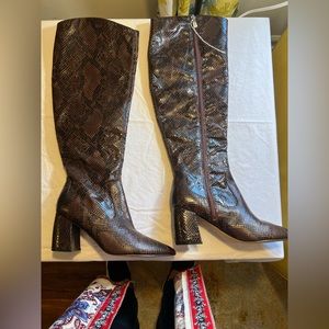 8M Marc Fisher boots